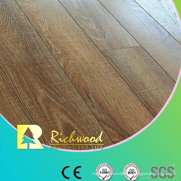 8.3mm E0 HDF a embossé le plancher stratifié de stratifié ciré par cannelure en V d&#39;Hickory